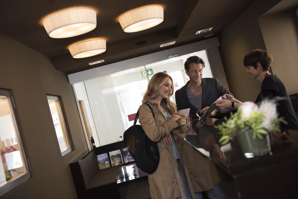 Hotel Weiss Kreuz 3*